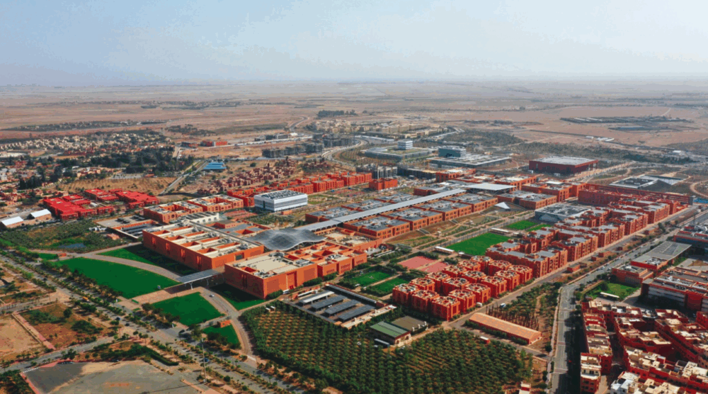 UM6P Innovation Hub: Redefining Research and Industry in Morocco 1 UM6P, Benguerir – A hub for innovation, research, and global talent.
