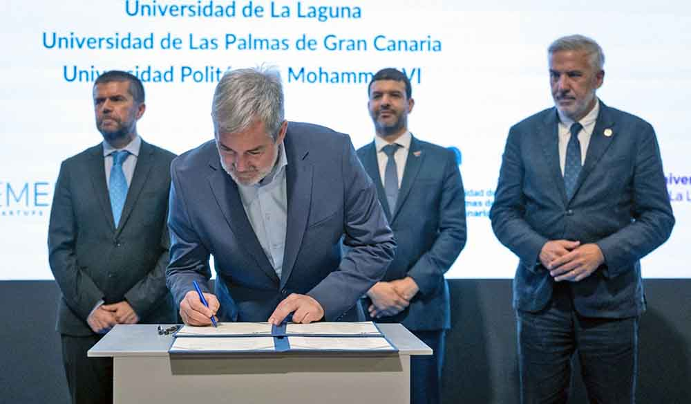 When Islands Reach Continents: Canary Islands and Morocco Unite for Science 1 Canary Islands and Morocco Unite for Science
